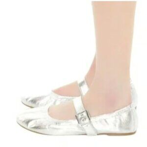 Forever 21 Womens Buckle Mary Jane Flats Shiny Silver 7 New